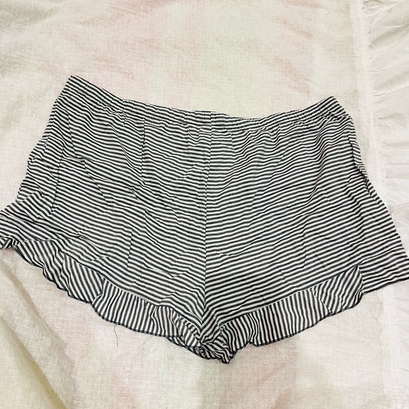 Black and white Striped nightwear shorts - Picture 6 of 8